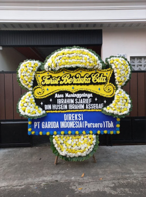 Papan Bunga Duka di Gendongan